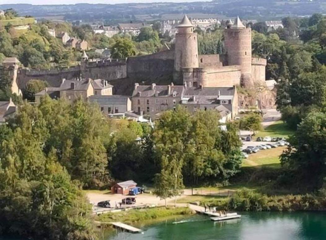 Le Petit Nid Du Mont Saint Michel Apartment ปงตอร์ซง ภายนอก รูปภาพ